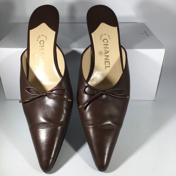 Chanel Iconic CC Black Toe Cap Bow Kitten Mule Heels (US 8.5 / IT 39) —  sororité.